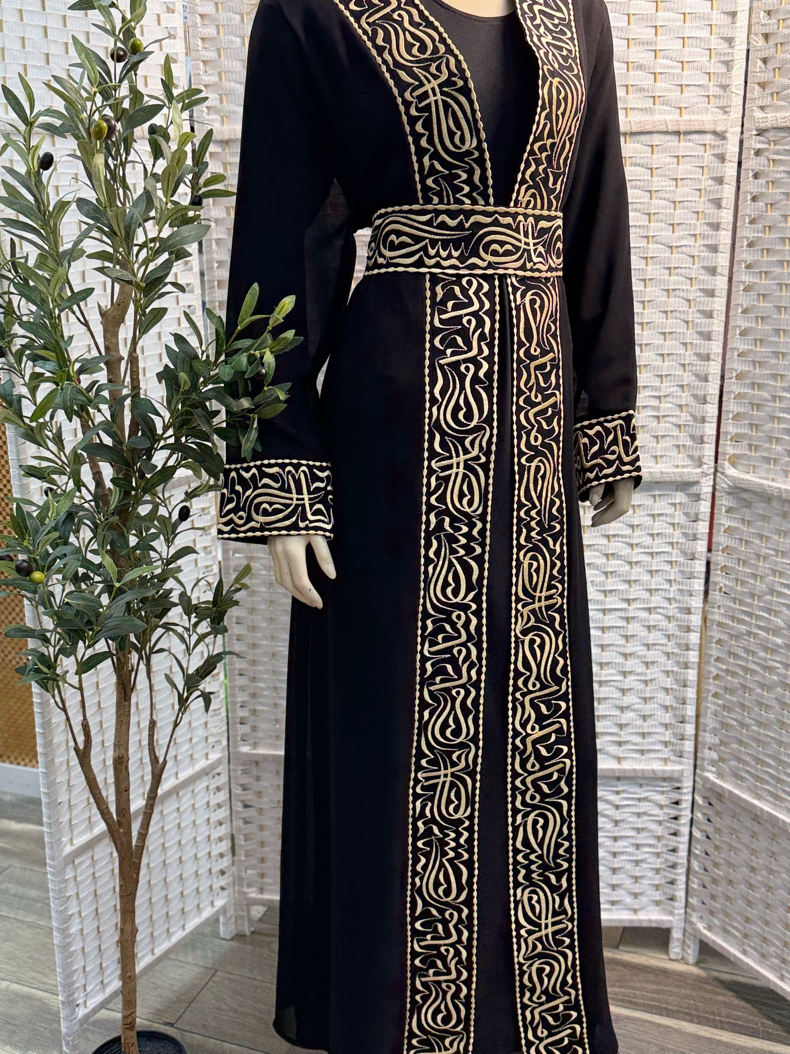 Black and Gold Embroidered open Abaya Black and Gold Embroidered open Abaya