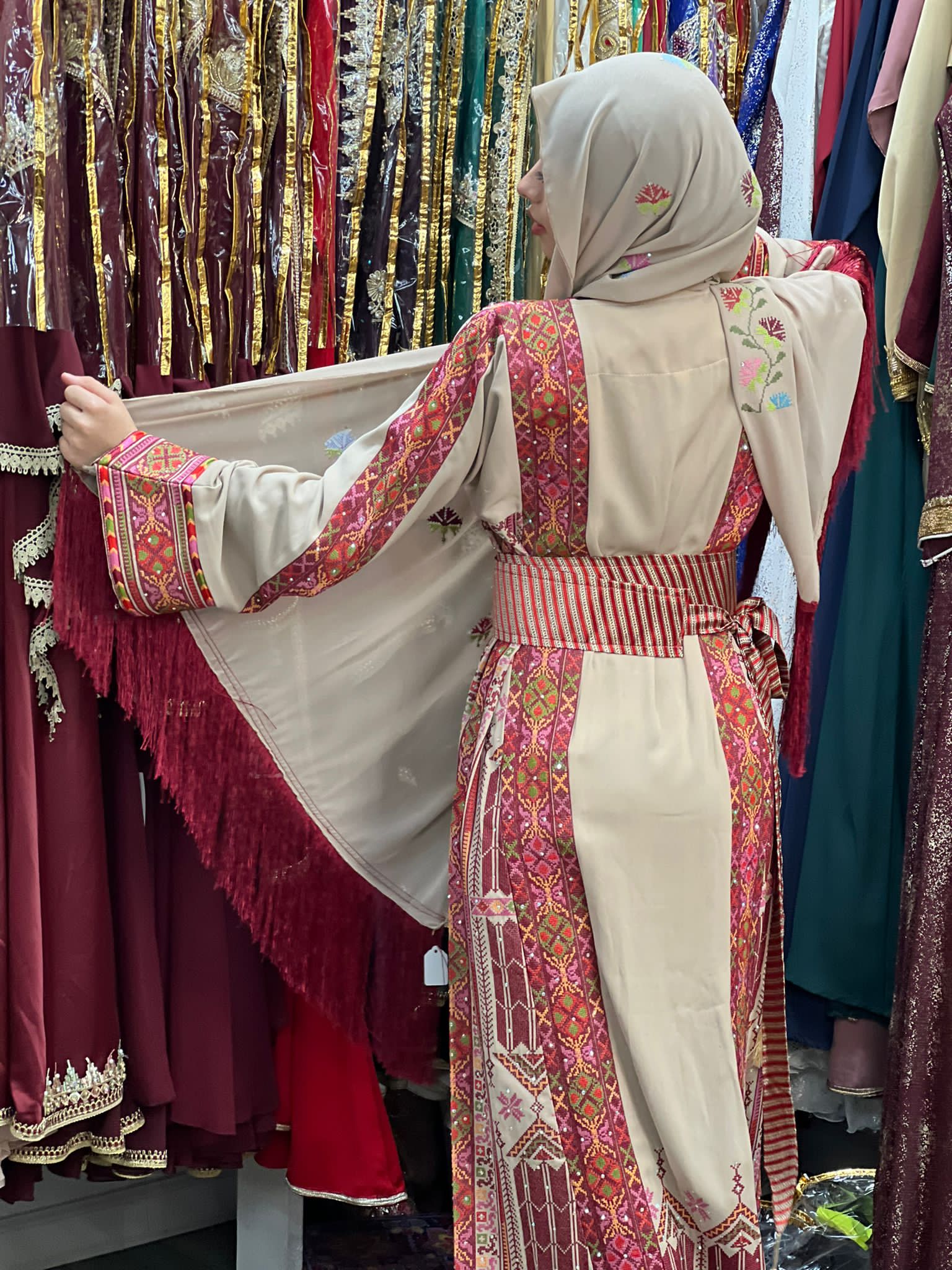 Elegant Embroidered Beige & Red Palestinian Thobe Elegant Embroidered Beige & Red Palestinian Thobe